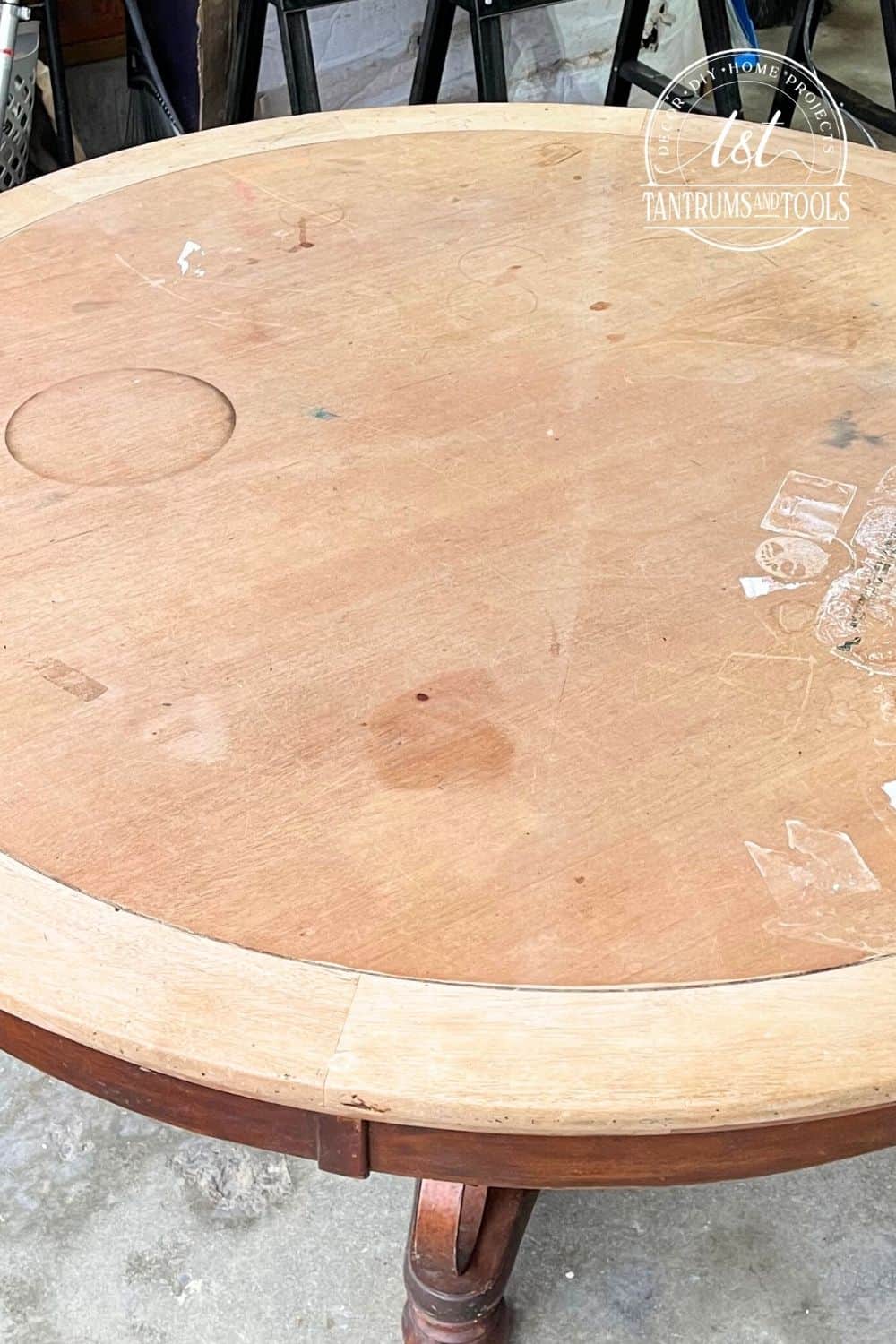 How to Know if Furniture is Real Wood or Veneer Wood Panel
