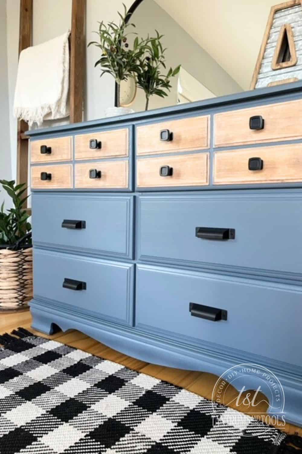 Hand Down the Best Refinishing Furniture Beginners Guide
