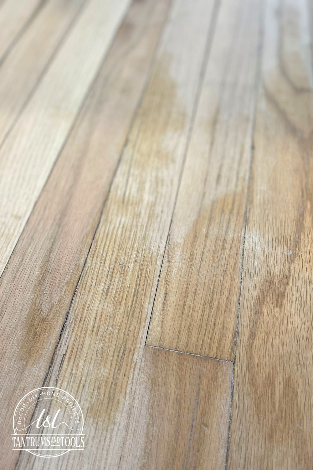 9 Disastrous DIY Refinishing Hardwood Floors Mistakes I Made