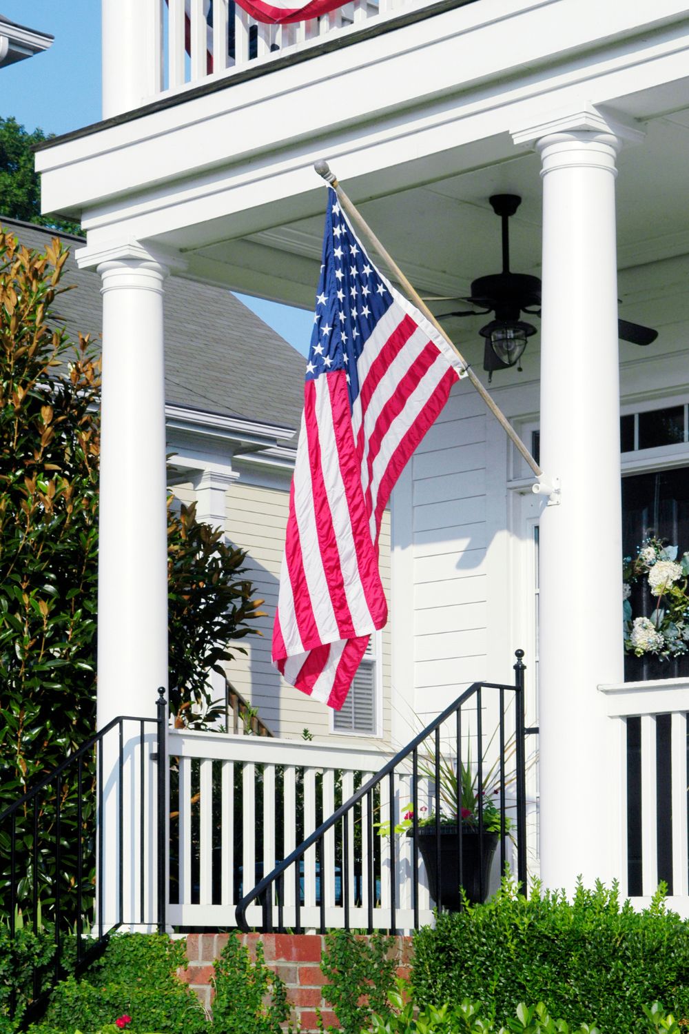 Patriotic Front Porch Ideas With The American Flag